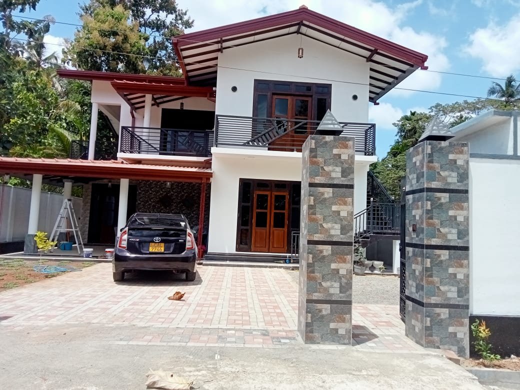 TWO STORY LUXURY HOUSE FOR SALE KURUNEGALA RANAWANA