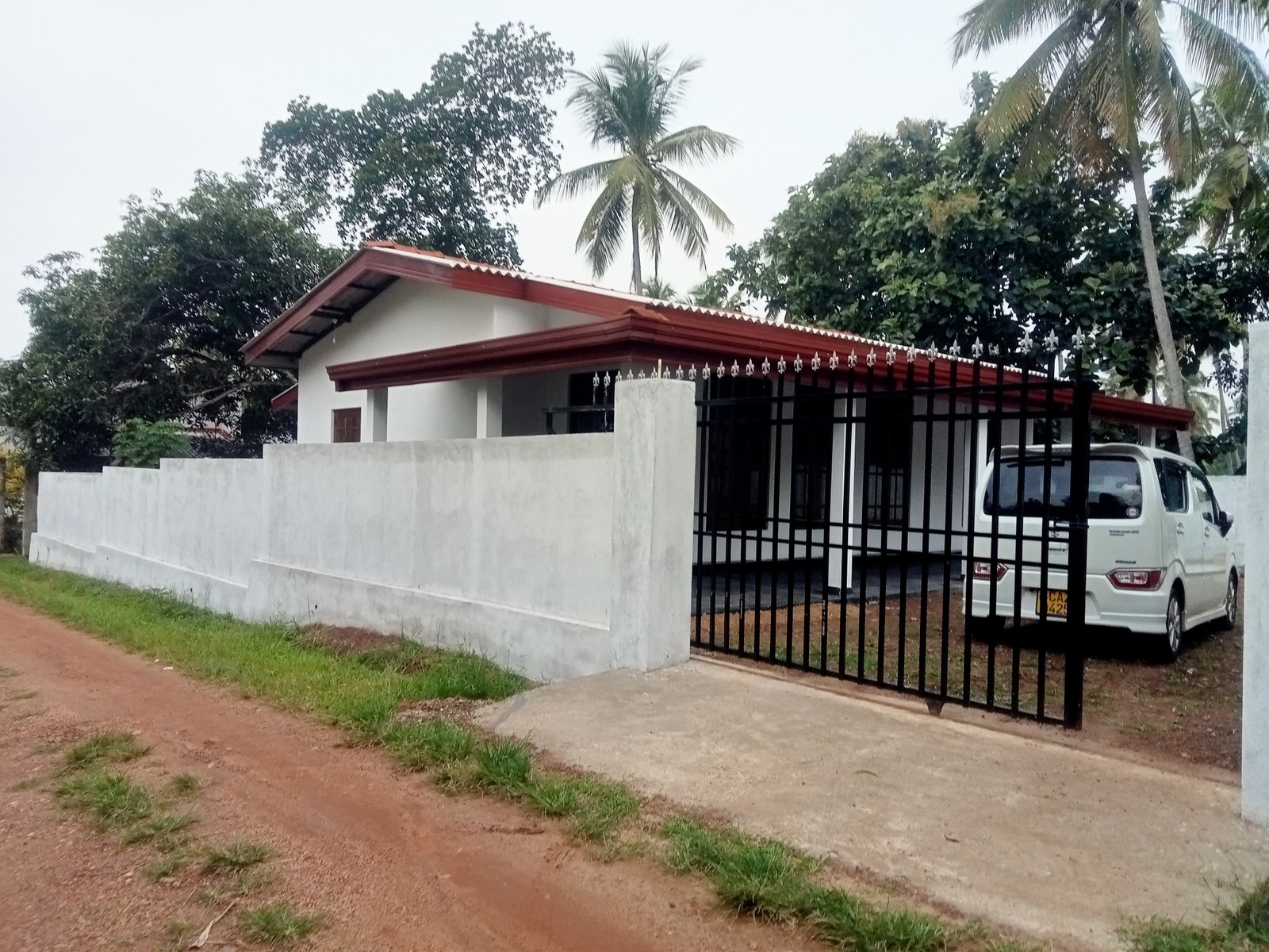 BRAND NEW HOUSE FOR SALE KURUNEGALA PELLANDENIYA 